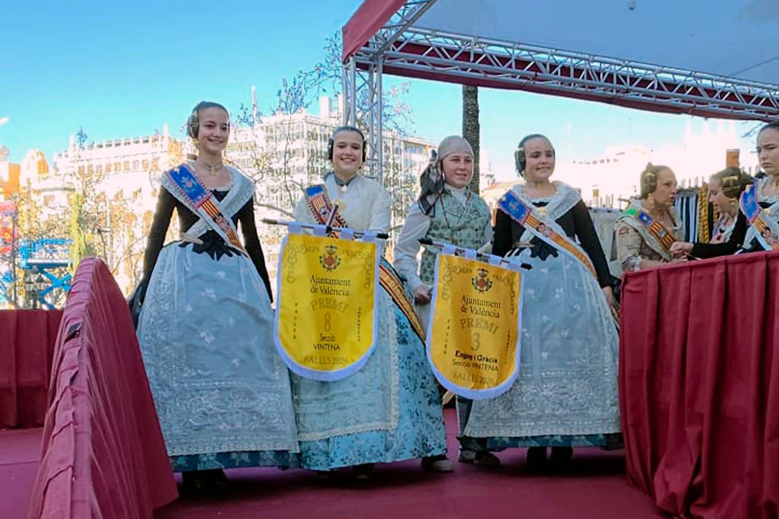 Our children’s falla rises to the challenge with two awards in Section 20: 8th in the Section and 3rd for Wit and Charm